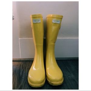 Yellow Rainboots